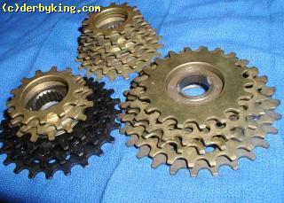 REGINA  COGS  ON  5,  6, AND  7  SPEED   FREEWHEELS